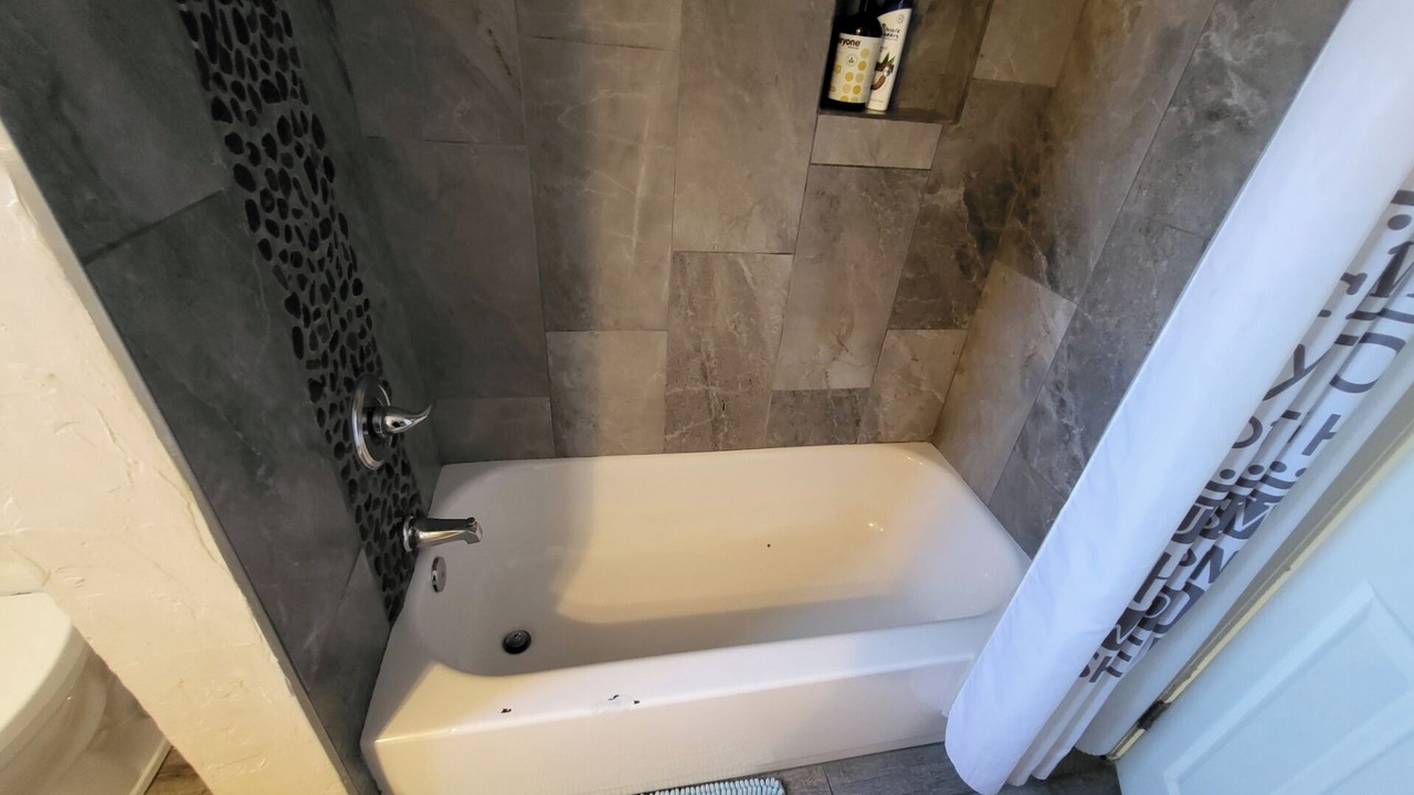 Photo of Bathroom in Garfield