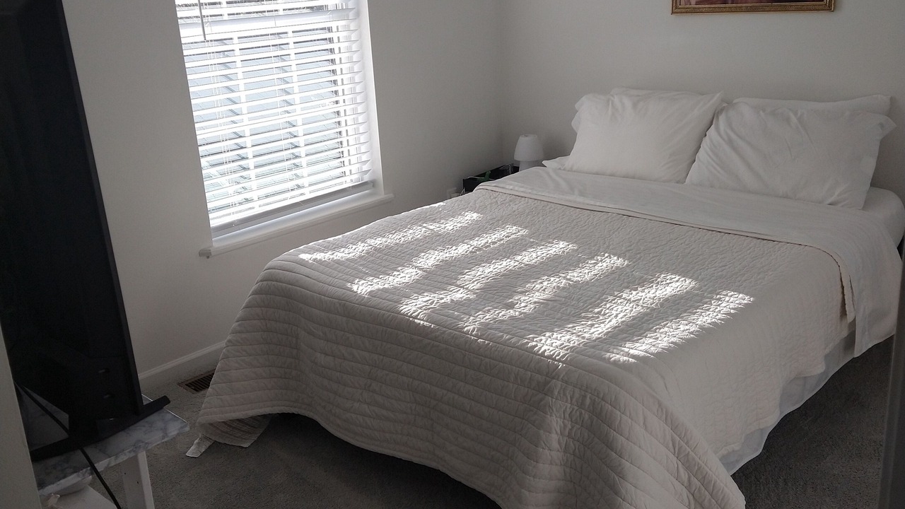 Photo of Bedroom in Detroit - Shoreway