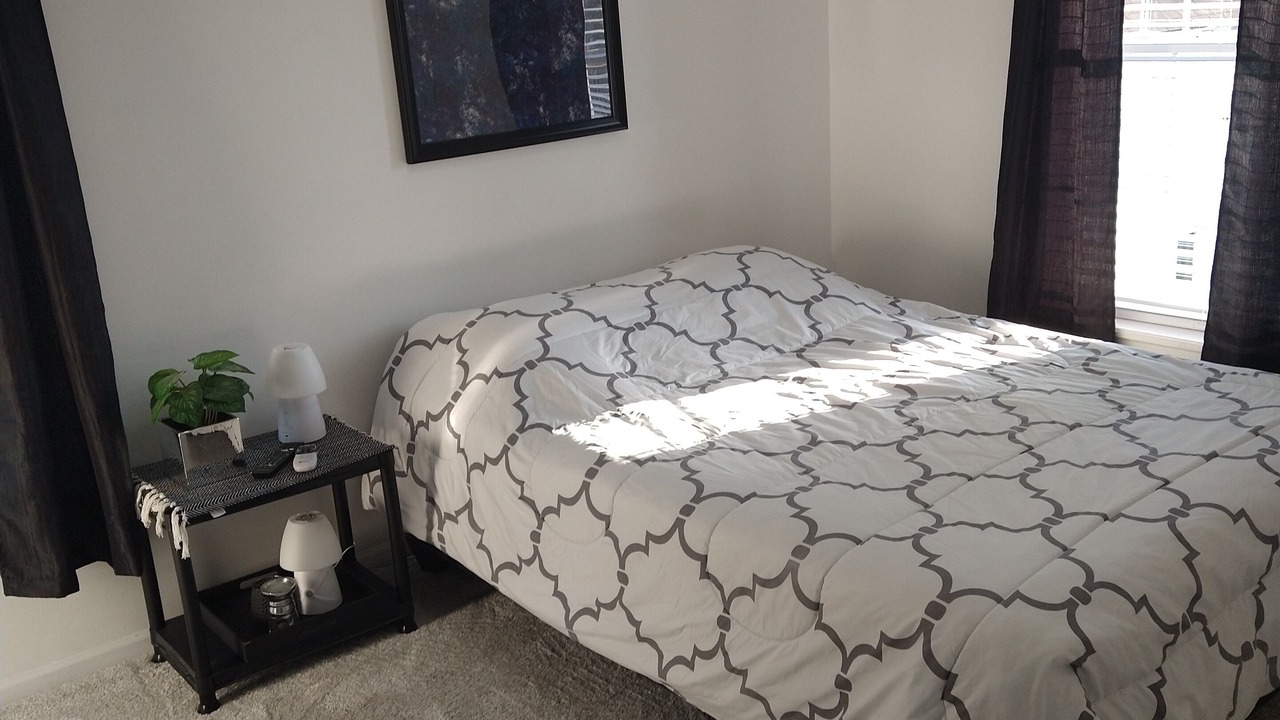 Photo of Bedroom in Detroit - Shoreway