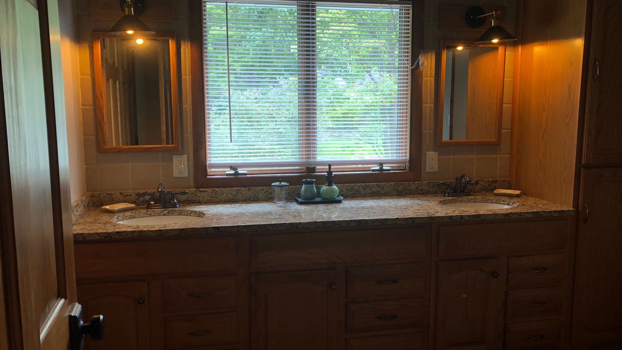 Photo of Bathroom in Treasure Lake