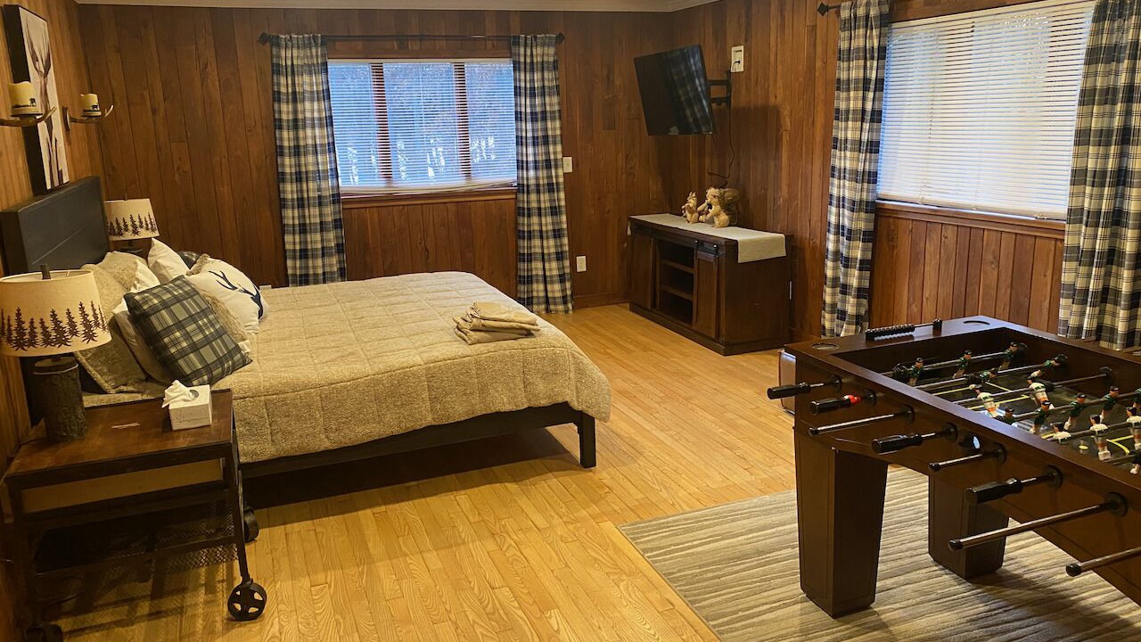 Photo of Bedroom in Treasure Lake