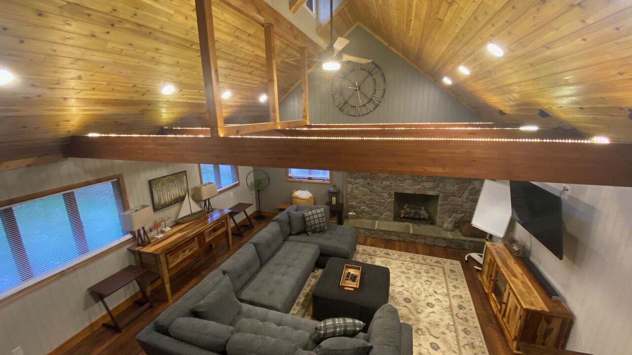 Photo of Livingroom in Treasure Lake