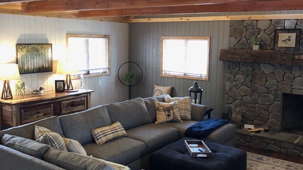 Photo of Livingroom in Treasure Lake