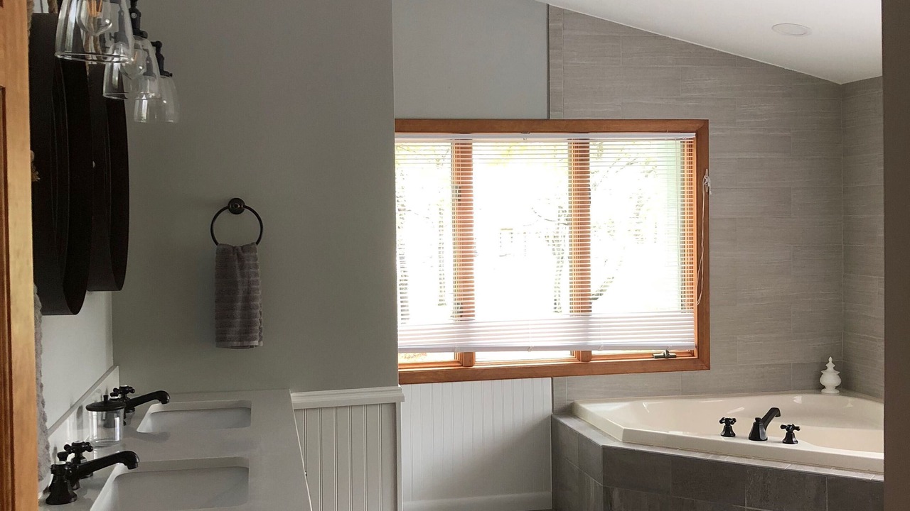 Photo of Bathroom in Treasure Lake
