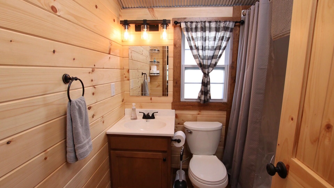 Photo of Bathroom in Millersburg