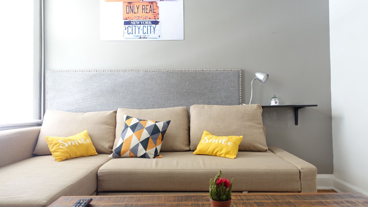 Photo of Livingroom in Ironbound District
