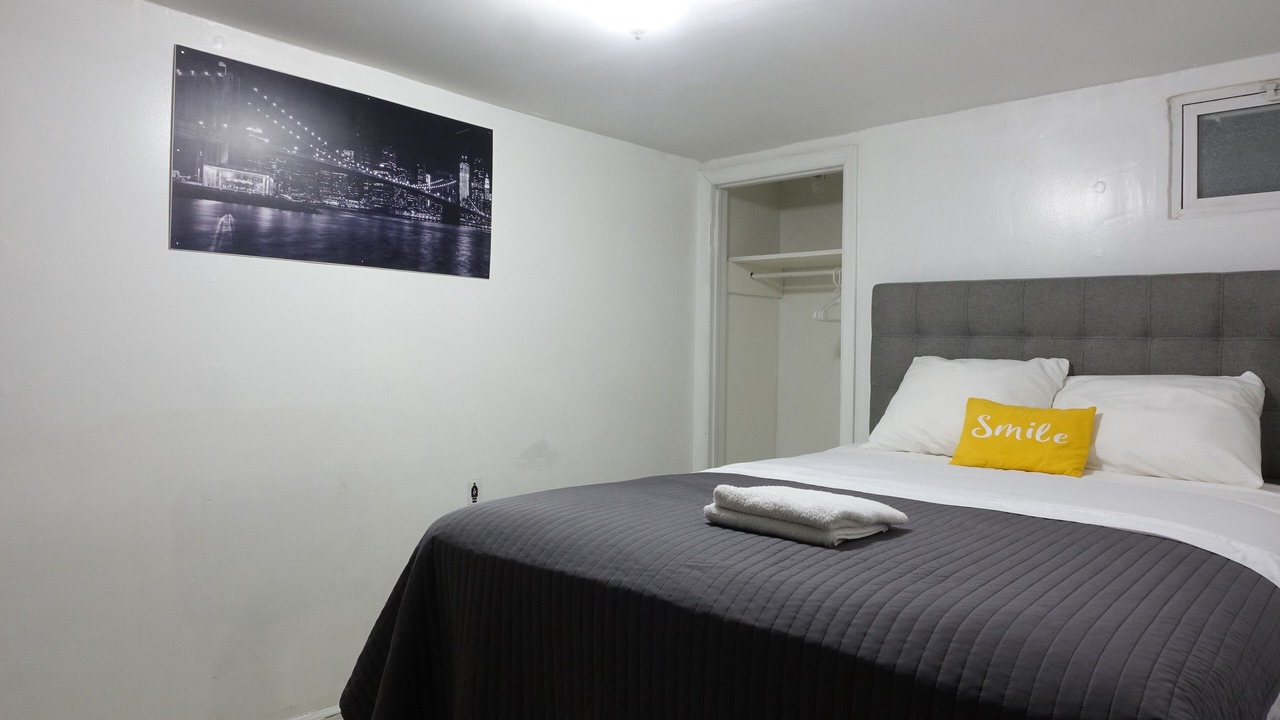 Photo of Bedroom in Ironbound District