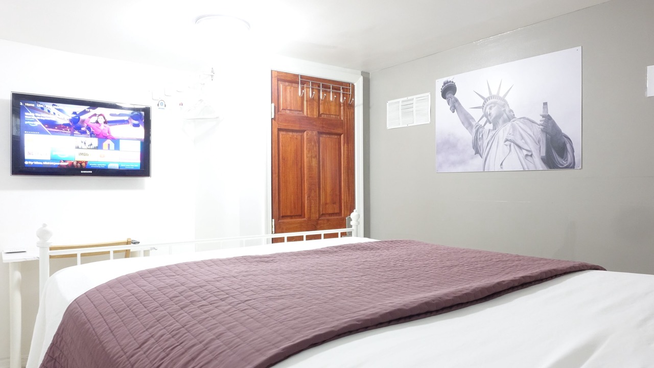 Photo of Bedroom in Ironbound District