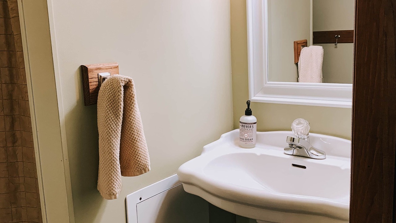 Photo of Bathroom in Logan