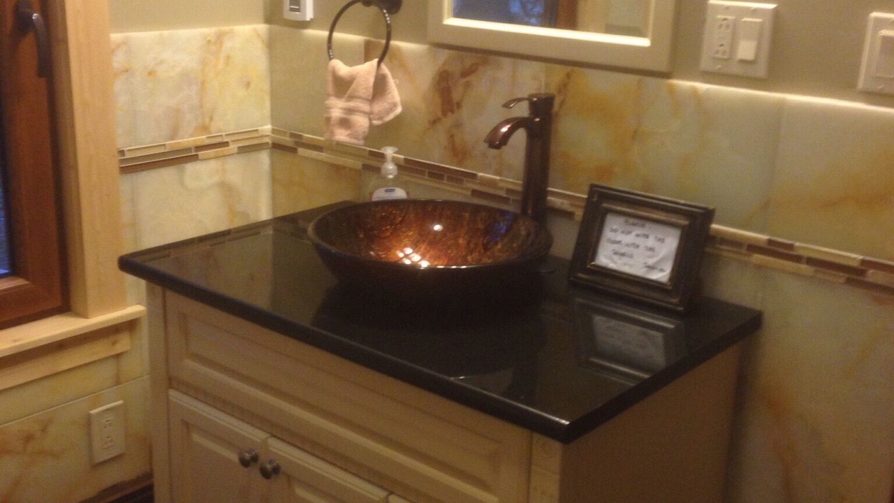 Photo of Bathroom in Hunter