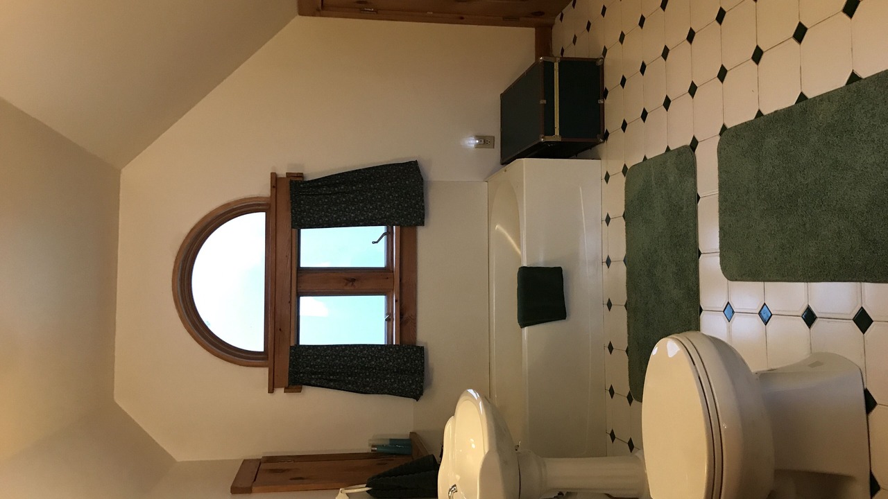 Photo of Bathroom in Little Levels