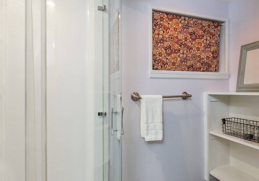Photo of Bathroom in Del Ray
