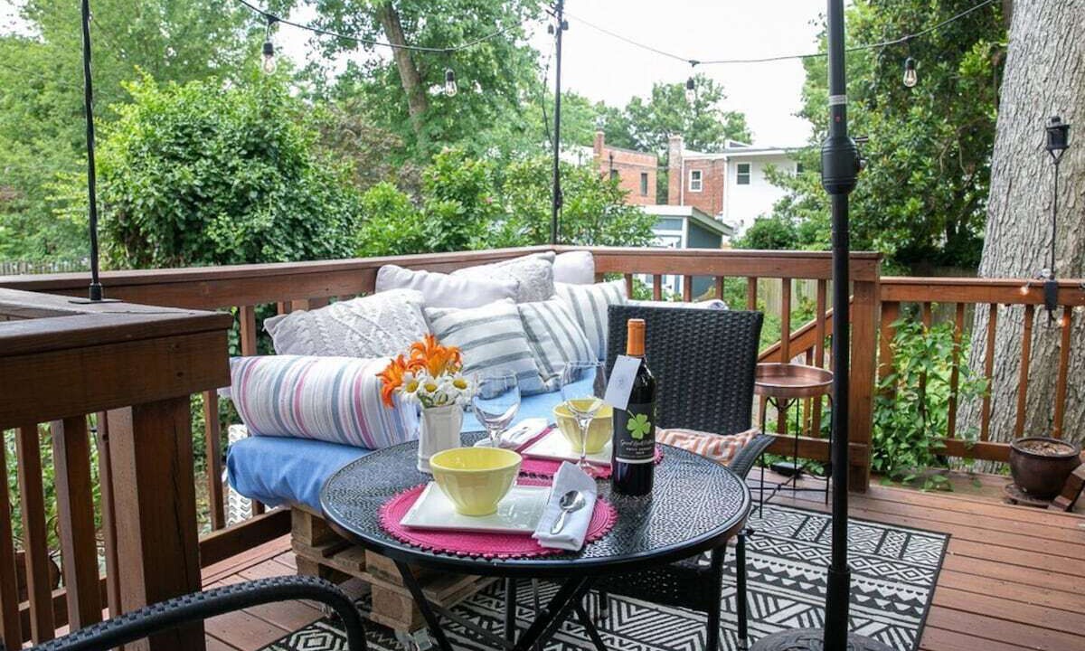 Photo of Outdoor in Del Ray