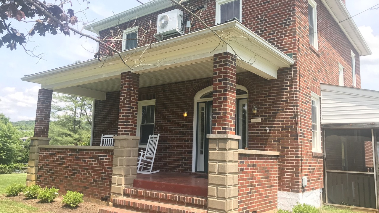 Photo of Outdoor in Halltown