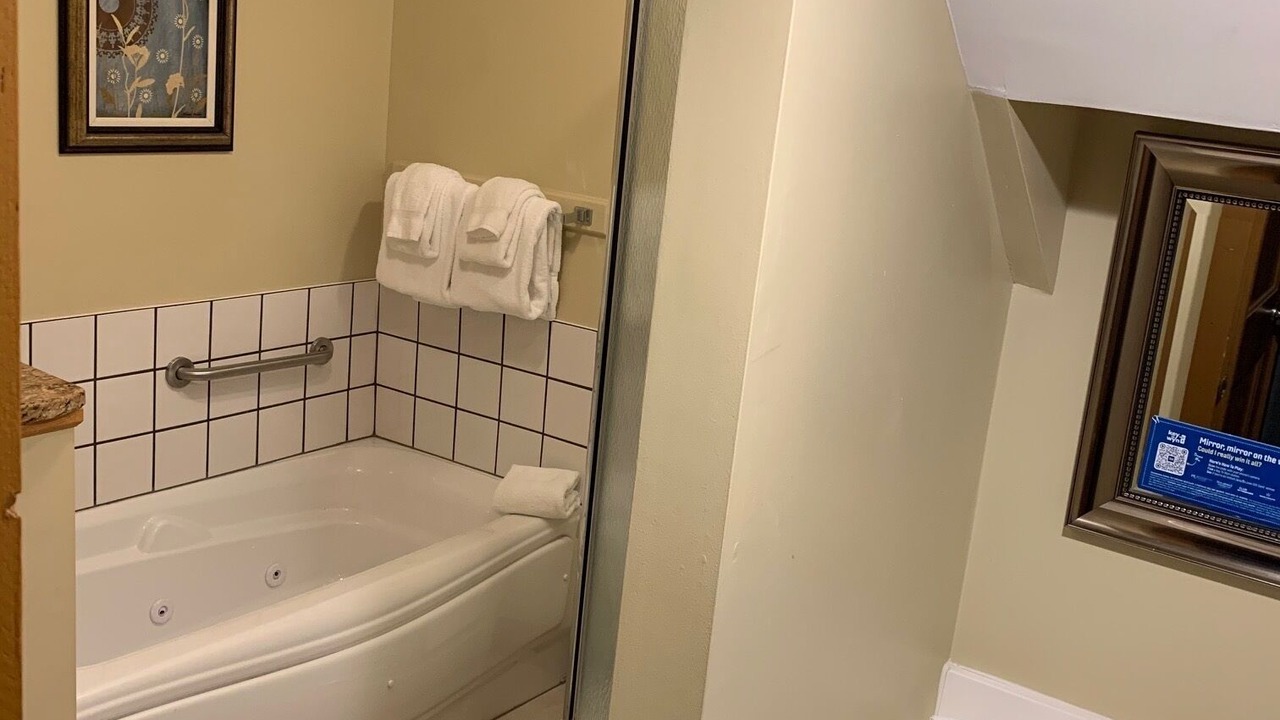 Photo of Bathroom in Shawnee On Delaware
