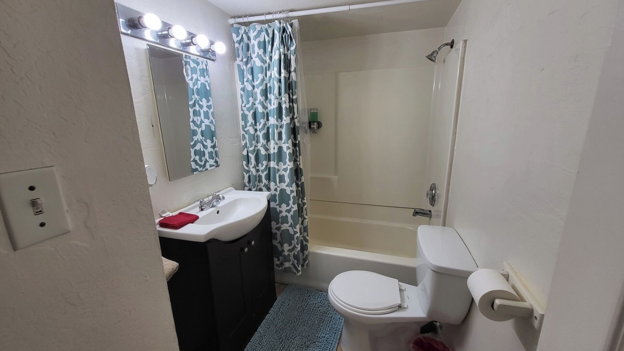Photo of Bathroom in Garfield