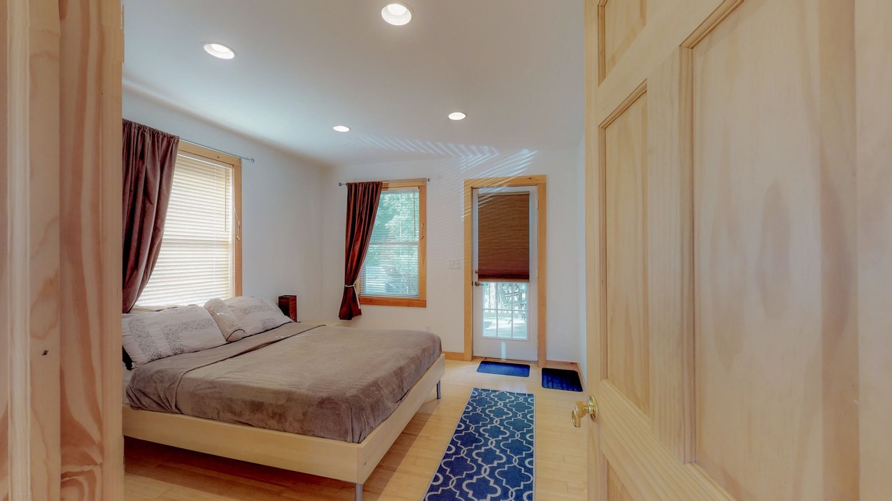 Photo of Bedroom in Big Indian