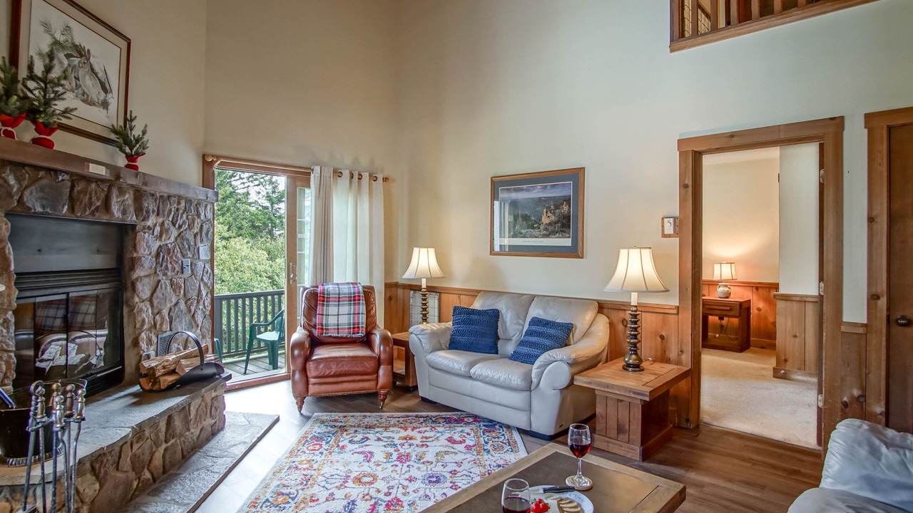 Photo of Patio Balcony in Snowshoe