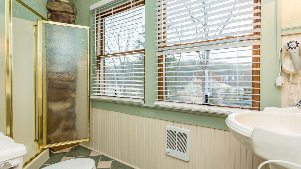 Photo of Bathroom in Keezletown