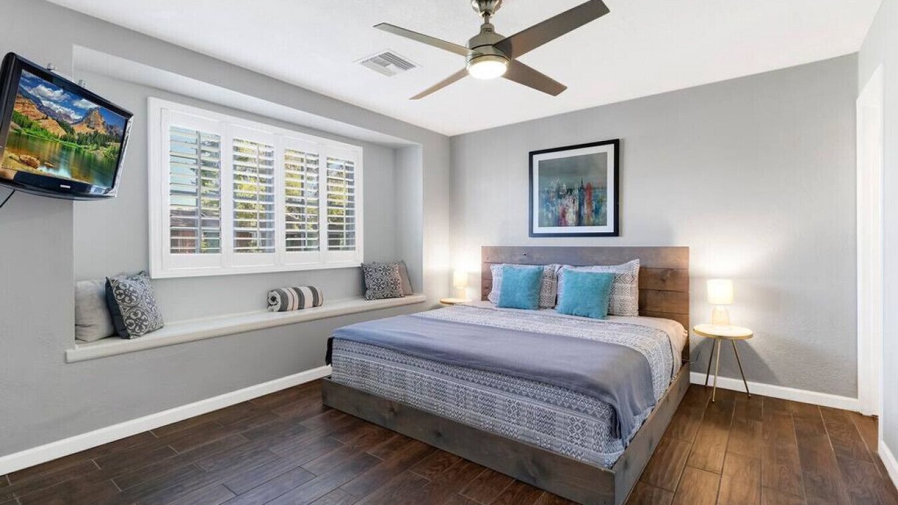Photo of Bedroom in Scottsdale Estates Nine