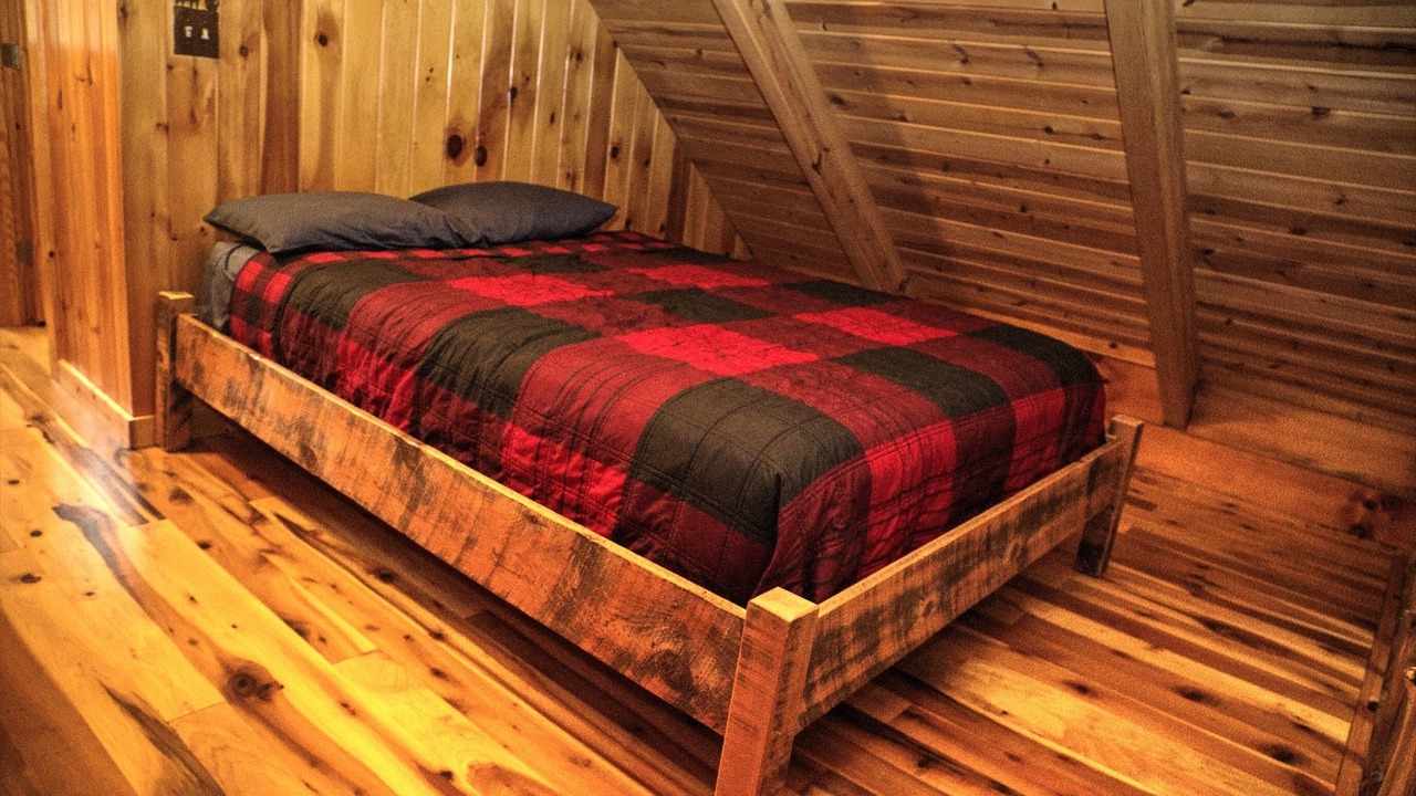 Photo of Bedroom in Nelsonville