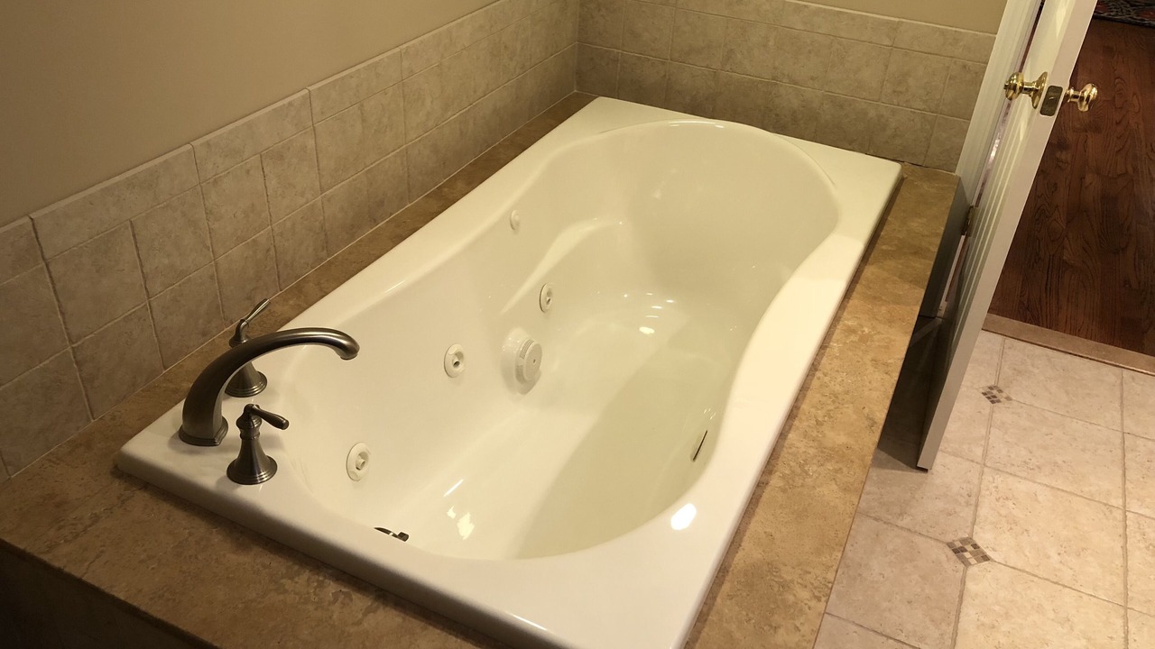 Photo of Bathroom in Glasser