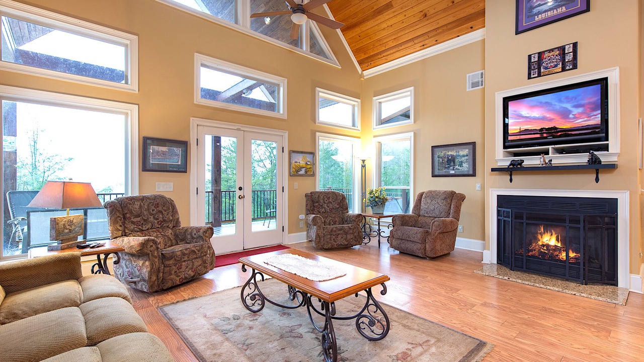 Photo of Livingroom in Pittman Center