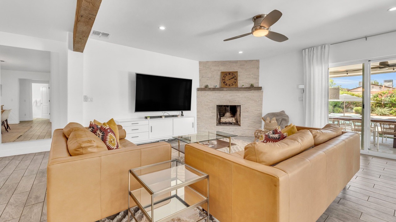 Photo of Livingroom in Rancho Ventura