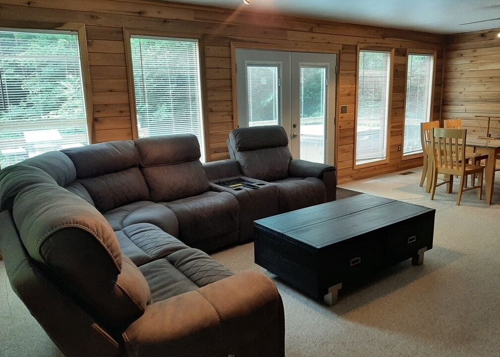 Photo of Livingroom in Keslers Cross Lanes