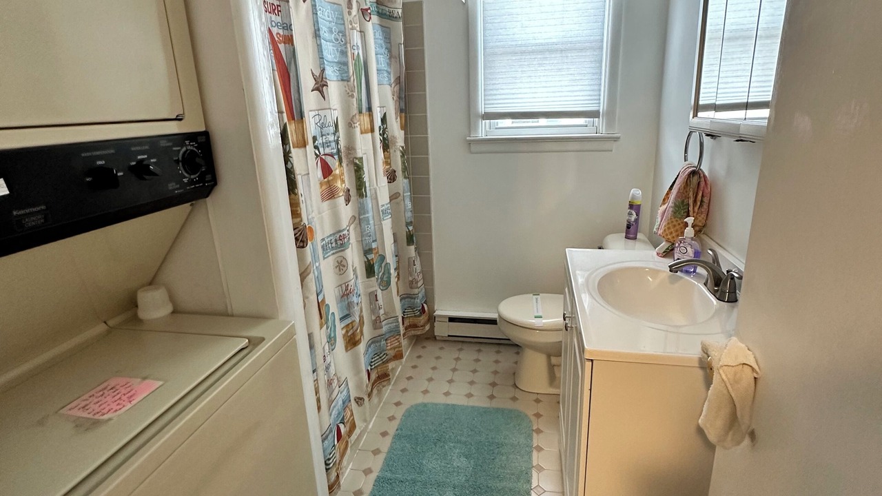 Photo of Bathroom in Townsend's Inlet