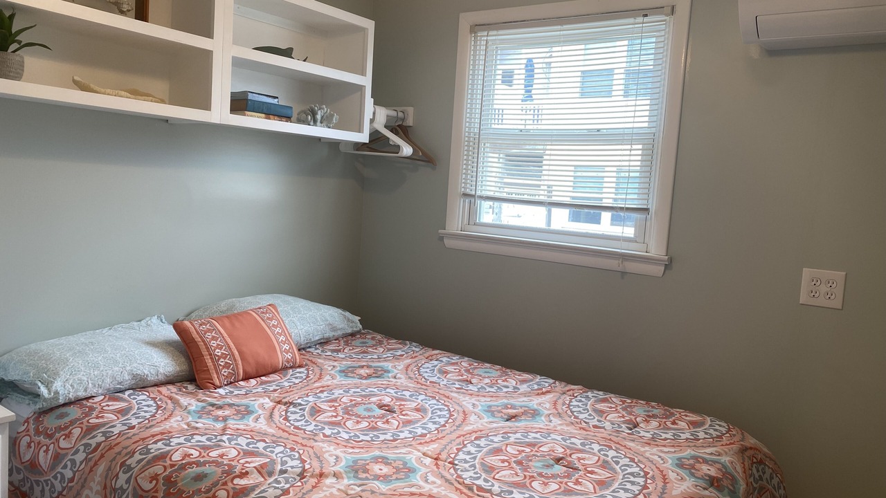 Photo of Bedroom in Townsend's Inlet