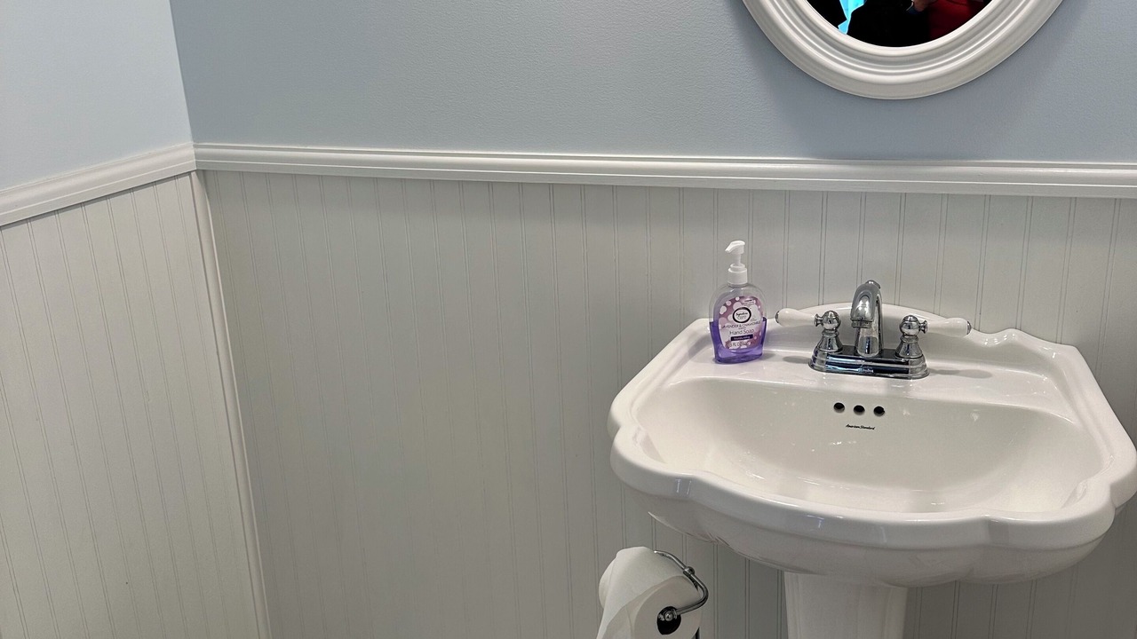 Photo of Bathroom in Townsend's Inlet