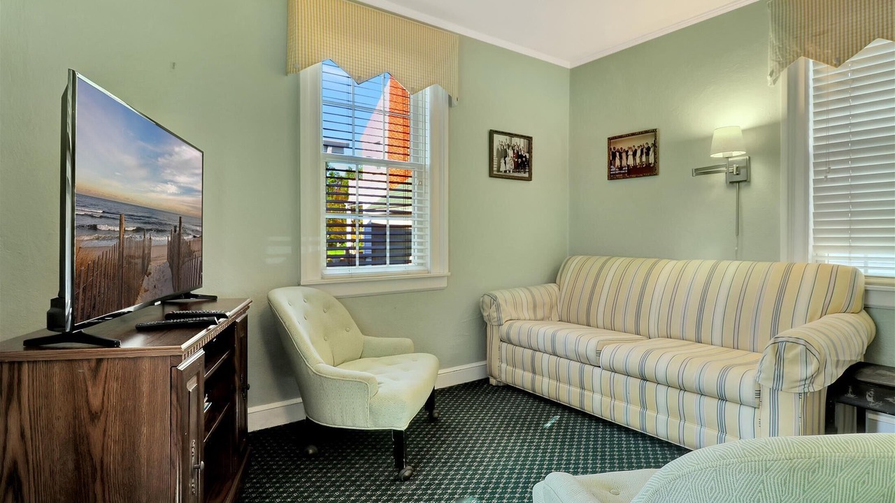 Photo of Bedroom in Spring Lake