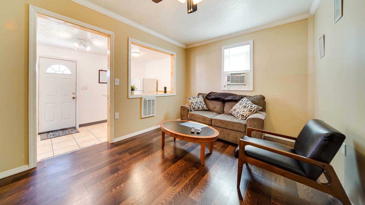 Photo of Livingroom in Geneva-on-the-Lake