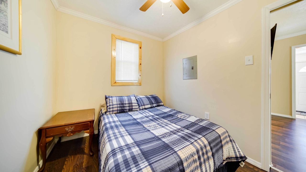 Photo of Bedroom in Geneva-on-the-Lake