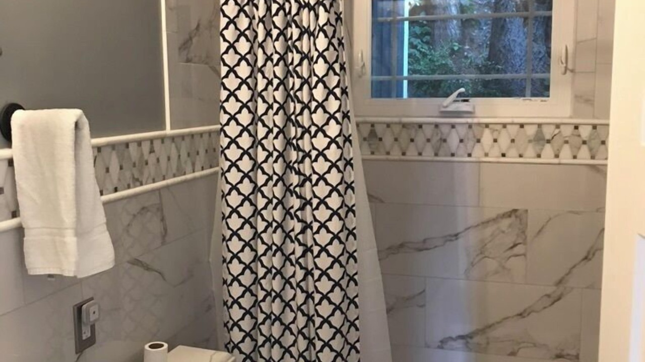 Photo of Bathroom in Cameron