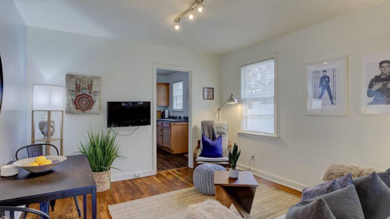 Photo of Bedroom in Midtown