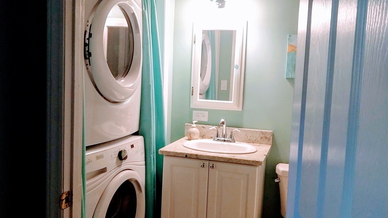 Photo of Bathroom in Yaupon Beach