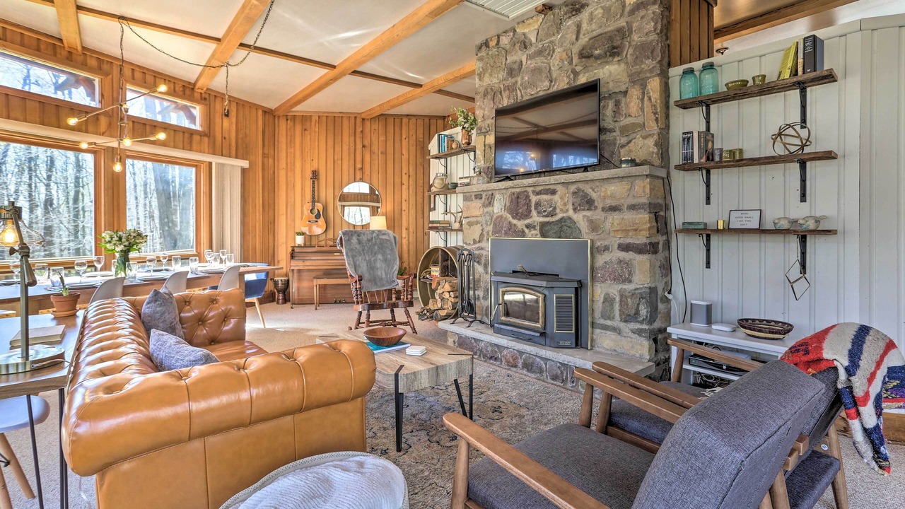 Photo of Livingroom in Gouldsboro