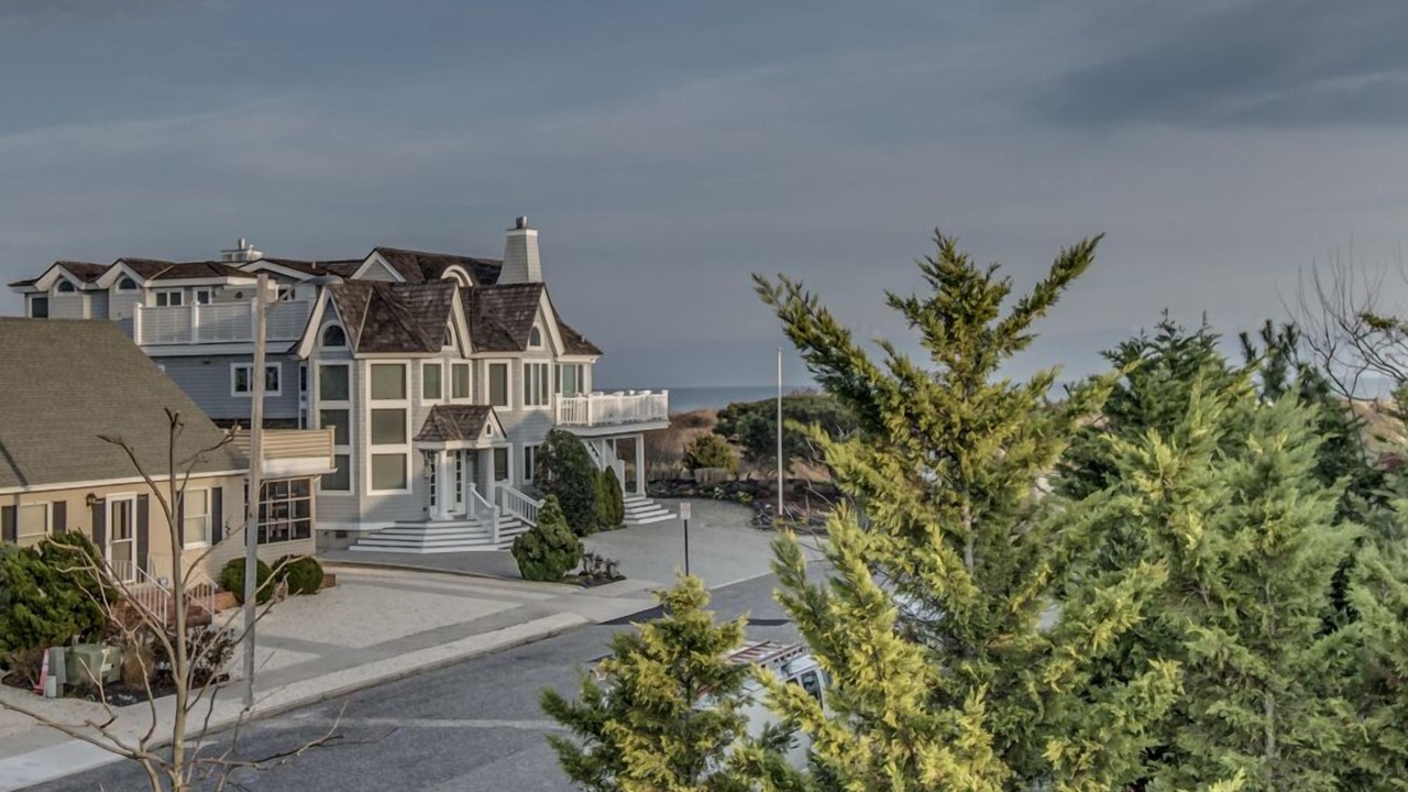 Photo of Outdoor in Avalon