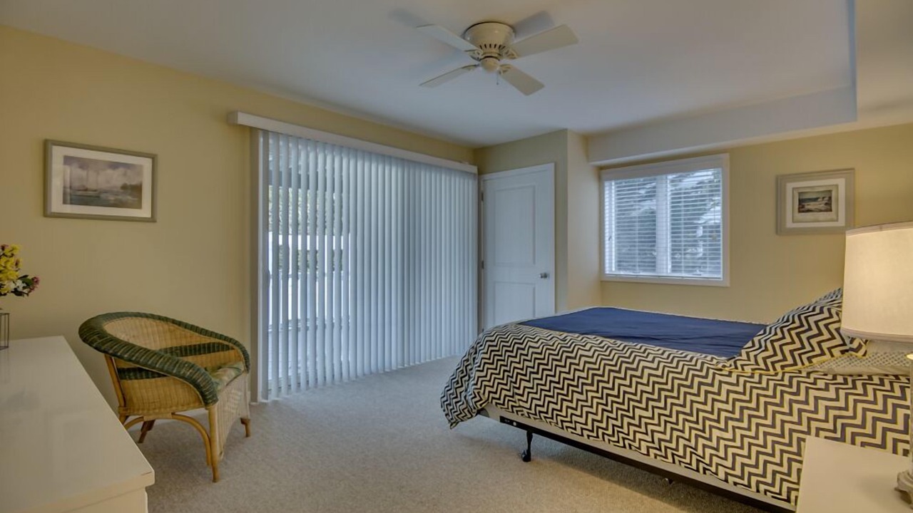 Photo of Bedroom in Avalon
