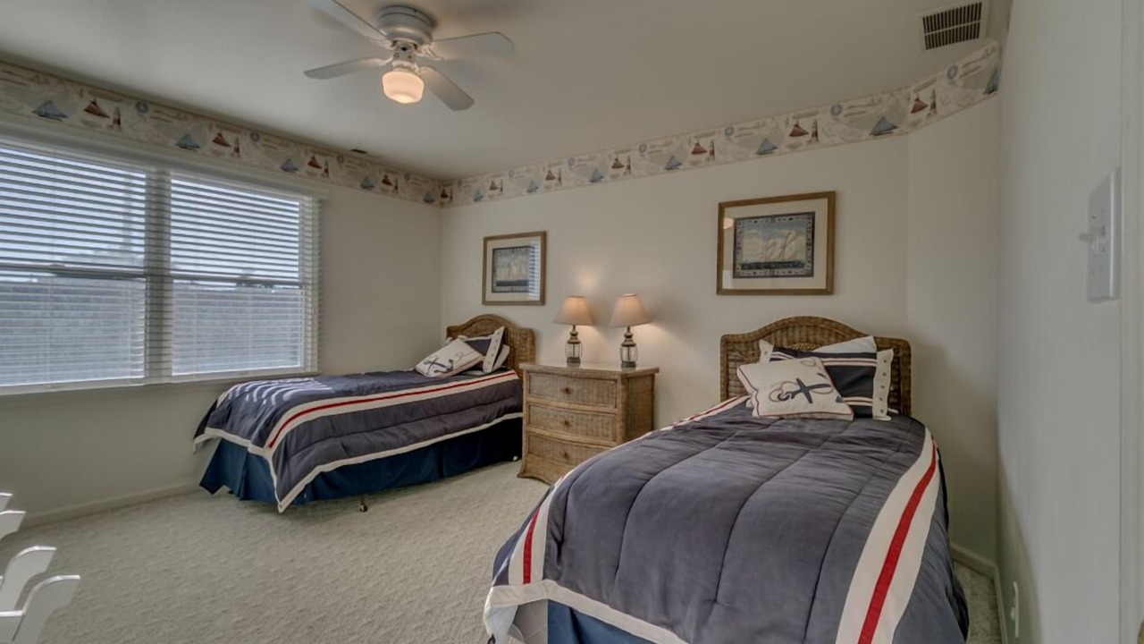 Photo of Bedroom in Avalon