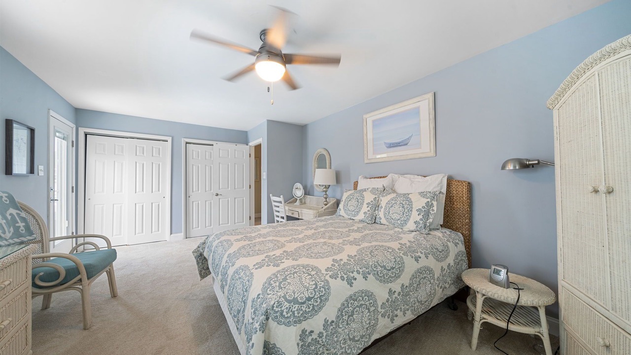 Photo of Bedroom in Avalon