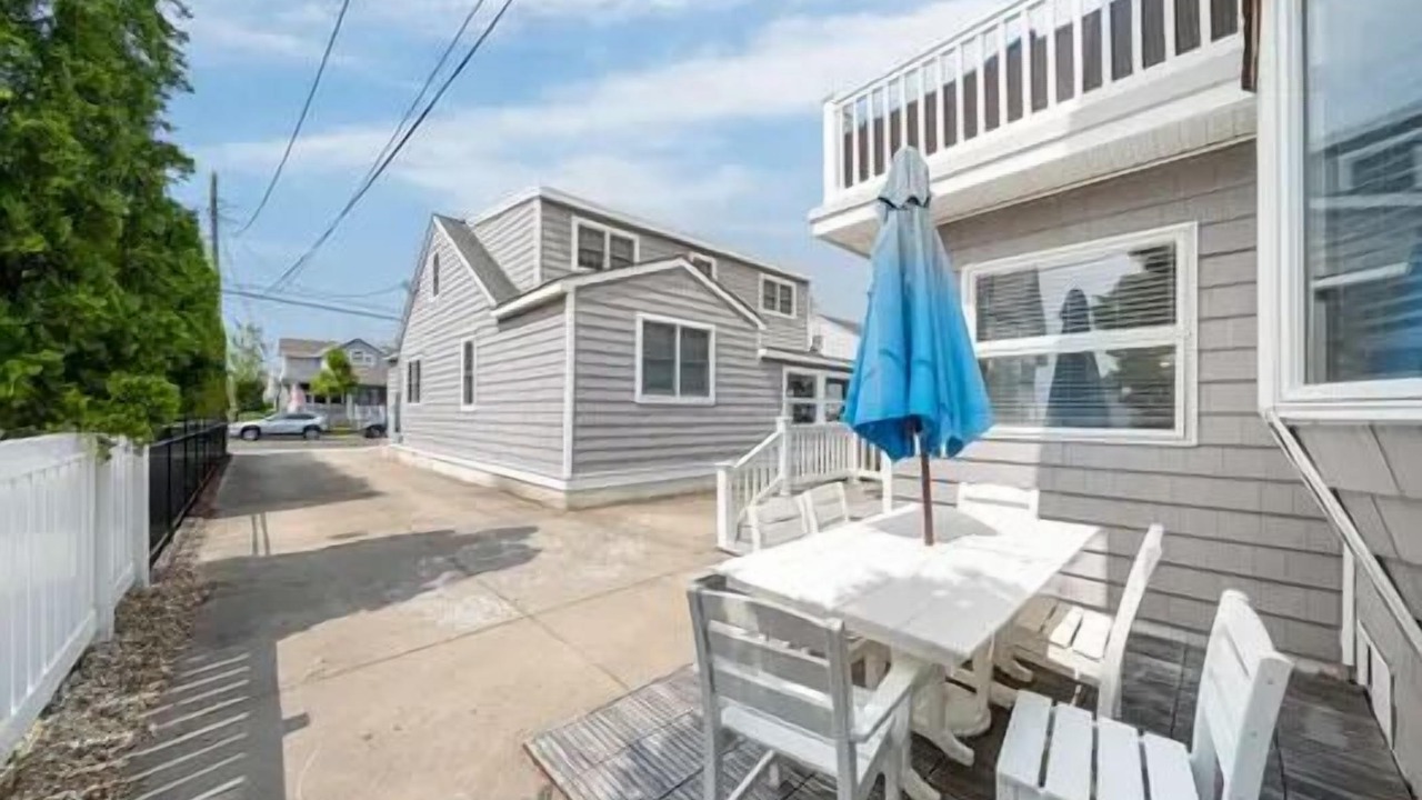 Photo of Outdoor in Avalon