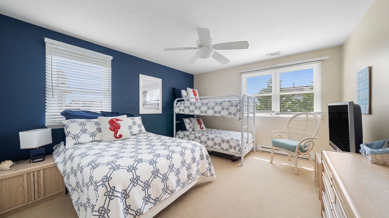 Photo of Bedroom in Avalon