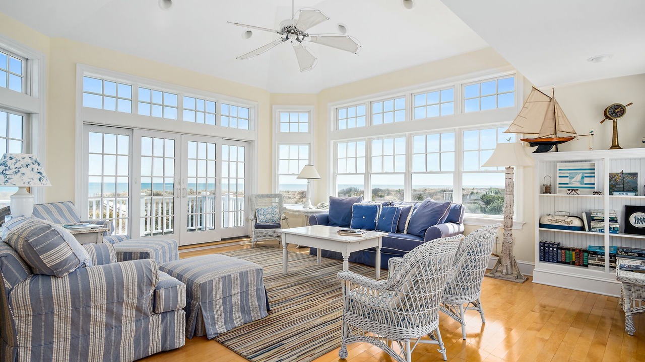 Photo of Livingroom in Avalon