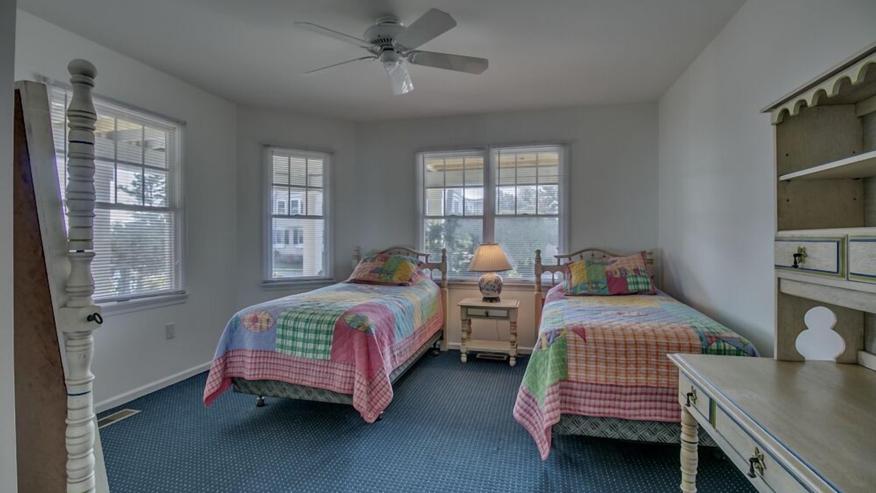 Photo of Bedroom in Avalon