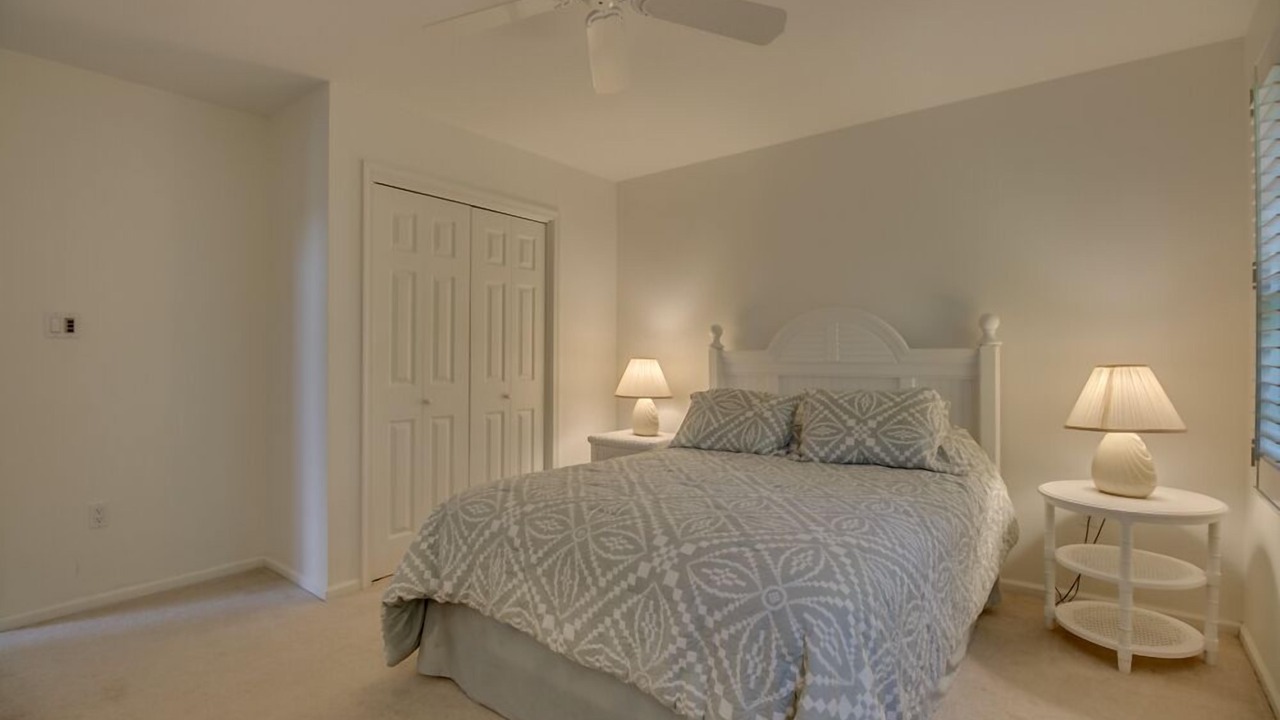 Photo of Bedroom in Avalon