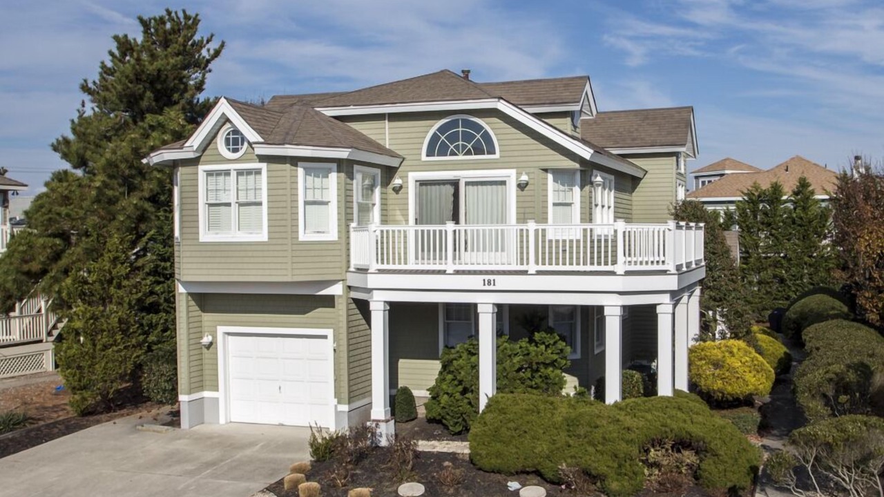 Photo of Outdoor in Avalon