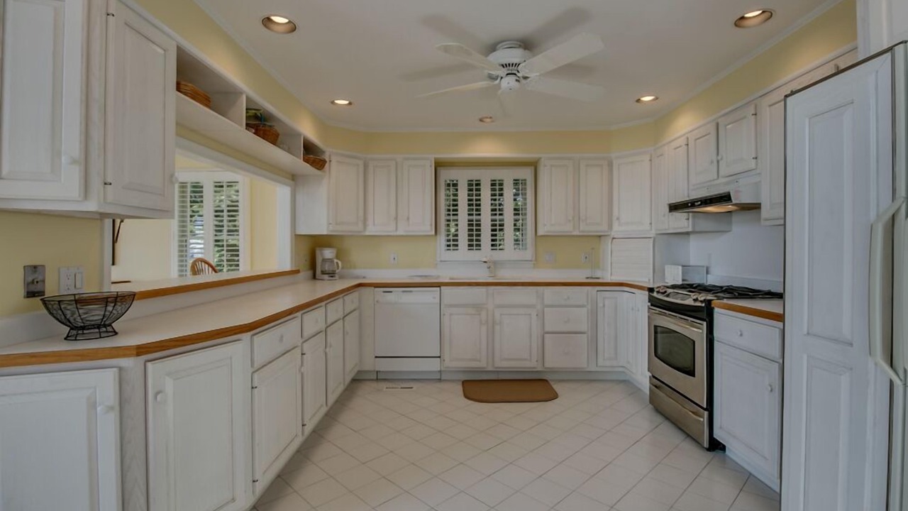 Photo of Kitchen in Avalon